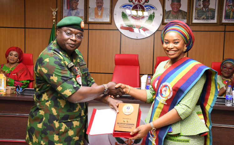  PRESIDENT DEPOWA VISITS THE CHIEF OF DEFENCE INTELLIGENCE